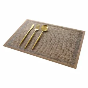 Placemat Atque F warna cokelat 30x45 cm sebagai alas piring di meja makan